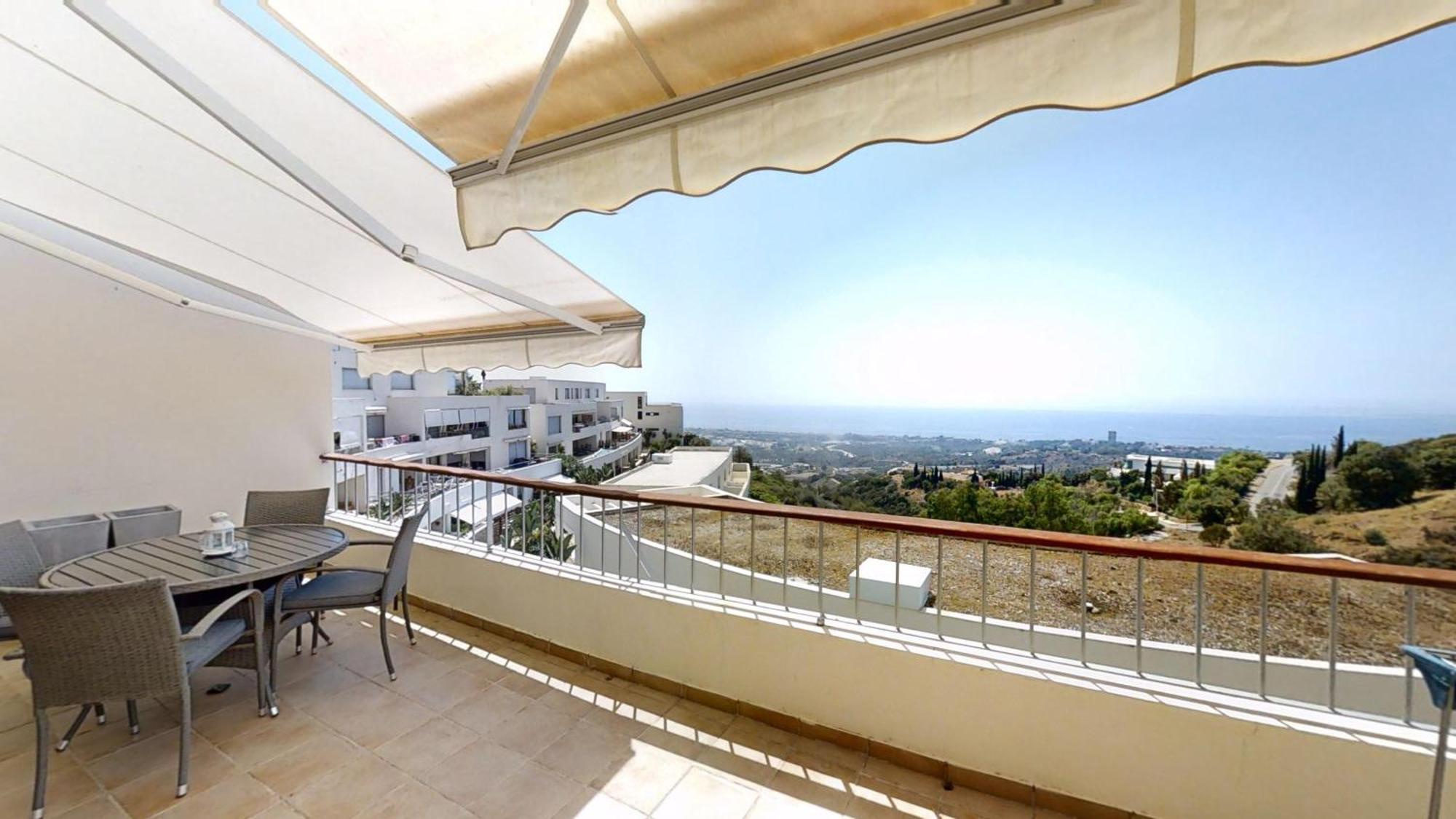 Fine Duplex Apartment With Stunning Sea Views Marbella Kültér fotó