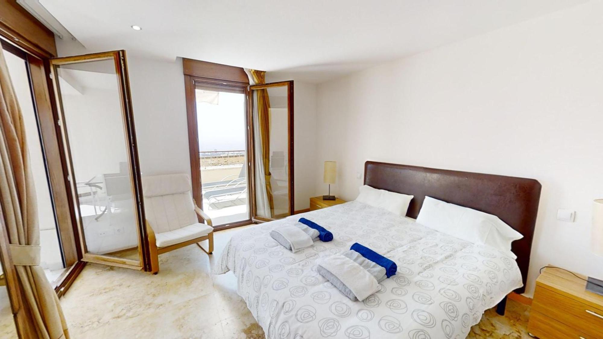 Fine Duplex Apartment With Stunning Sea Views Marbella Kültér fotó