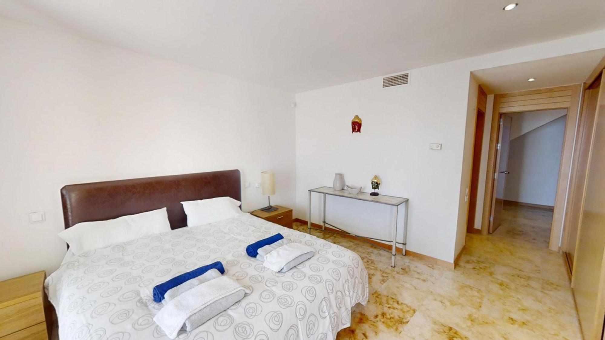 Fine Duplex Apartment With Stunning Sea Views Marbella Kültér fotó
